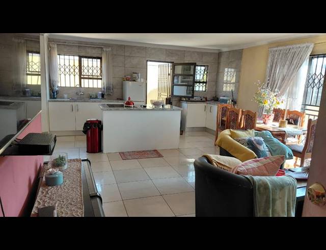 3 BEDROOM HOUSE FOR SALE IN ORMONDE